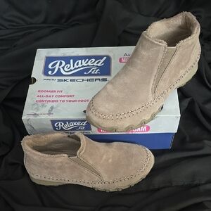 New Skechers Relaxed Fit Tan Suede Shoes